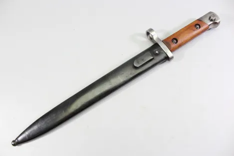 Bayonet, Romanian Model 1893 (Mannlicher), manufactured in Austria, serial number 0055