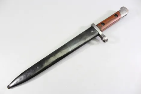 Bayonet, Romanian Model 1893 (Mannlicher), manufactured in Austria, serial number 0055