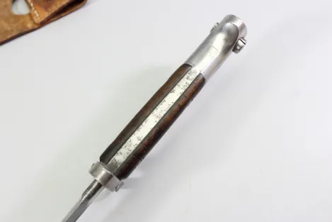 Brazil, Model 1908 bayonet for Mauser rifles with leather scabbard; manufacturer: Simson & Co., Suhl.