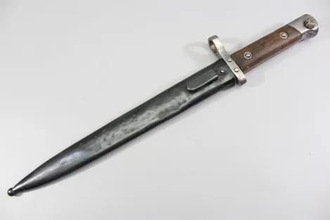 Historic Austro-Hungarian Model 1895 (M95) bayonet for the Mannlicher rifle, manufactured by F.G.GY.