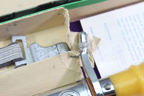 Originaler DDR, NVA Dolch für Offiziere der Landesstreitkräfte Mühlenhausen mit Gehänge im originalen Etui mit Urkunde