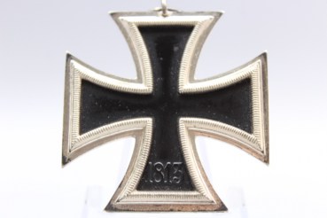 Ww2. Iron Cross 2nd class, EK 2 manufacturer Hermann Aurich / Dresden 113