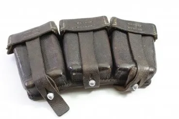 Cartridge pouch 3 compartments for K98 carbine stamped with manufacturer and year of manufacture 1938