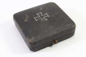 Preview: Award case – Case for the Iron Cross 1st Class 1939 – Manufacturer D & B – EK1 case