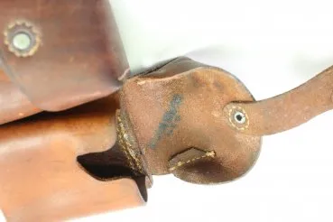 Brown cartridge pouch, probably for a Mannlicher carbine