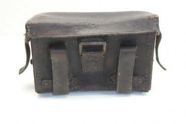 Preview: Ww2 German Ledertasche, Sanitätstasche für das Koppel, Wehrmacht / Heer