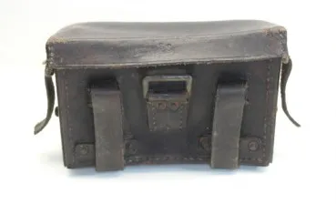 Ww2 German Ledertasche, Sanitätstasche für das Koppel, Wehrmacht / Heer