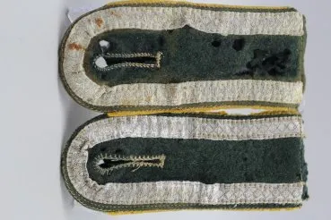 ww2 Attachable shoulder boards, Luftwaffe. Corporal