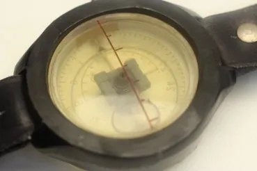 Luftwaffe bracelet compass probably after 1945 with semicircle Scala