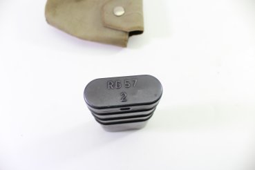 Preview: Konvolut NVA DDR Lederkoppel, Waffenreinigungsgerät etc