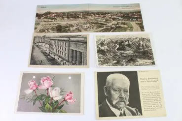 Set consisting of 53 different postcards