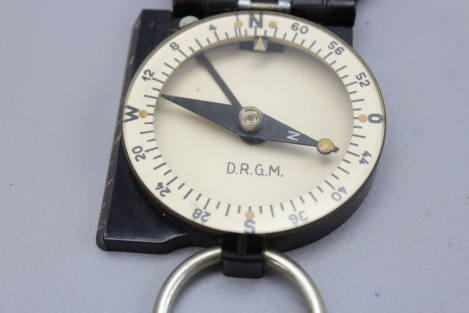 Marching compass, compass by "Busch Rathenow" Functionality tested;