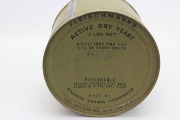 Fleischmann's active dry yeast Perishable Made in New York, best before 07-45