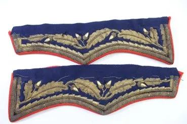 General Schöße Taschenklappen bzw  Schoßtaschenleisten  – Patten - für den Waffenrock um 1900