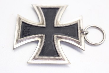 ww2  Eisernes Kreuz 2. Klasse Hersteller 25