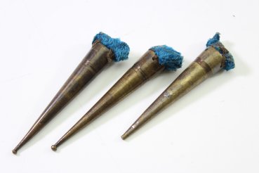 Preview: Nestelenden aus Messing für Nestel Band zum Verschließen von Uniformen