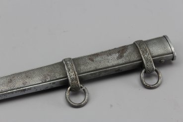Army dagger for Wehrmacht officers with hanger directly from the wearer.