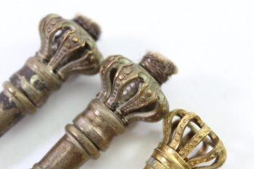 Preview: Kronen Nestelenden aus Messing für Nestel Band zum Verschließen von Uniformen Ulan