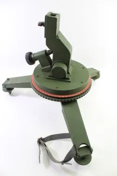 NVA Carl Zeiss Jena Dreibein Stativ für Entfernungsmesser EM 61