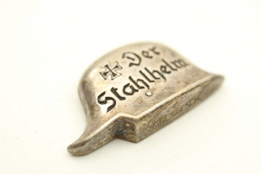 Stahlhelmbund badge - the steel helmet With manufacturer as well as total sh.