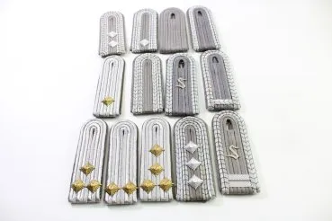 DDR / NVA bundle of various shoulder boards for ranks