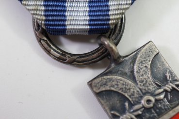 Gedenkkreuz des Konzentrationslagers Auschwitz aus dem 2. Weltkrieg