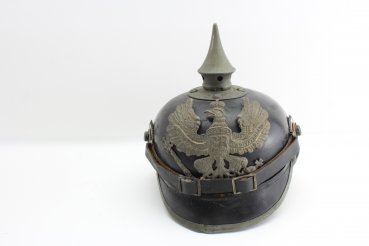 Prussian World War 1 pickelhelm, helmet model 1915 field gray for infantry teams