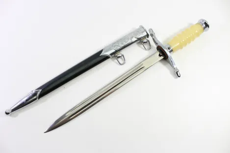 GDR NVA dagger for officers of the land forces