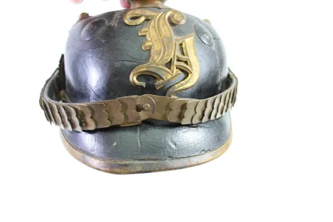 Pickelhaube Preußen Ersatzteilspender Kreublatt mit Spitze, Schuppenkette