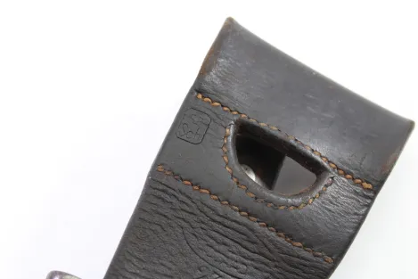 Schweizer Pionier Bajonett M1914 mit schönem Lederkoppelschuh im guten Zustand