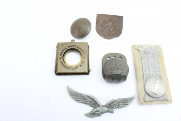 Mixed lot of small parts, cap eagle without HK etc