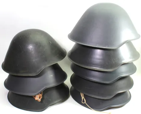 DDR NVA Stahlhelm aus Konvolut