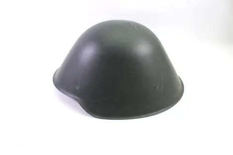 DDR NVA Stahlhelm aus Konvolut