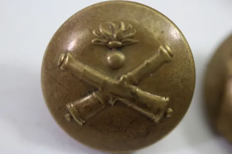 Metall Knöpfe einer Uniformschneiderei für Uniform Artillerie