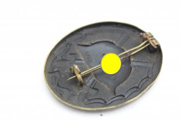 Wound Badge Black Manufacturer L'11 - Deumer needle replaced