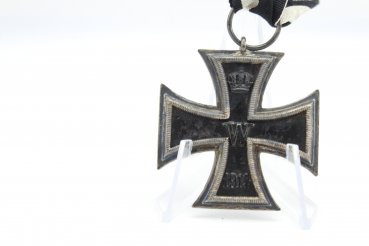 Iron Cross 2nd class on the ribbon from 1914, EK2 manufacturer illegible