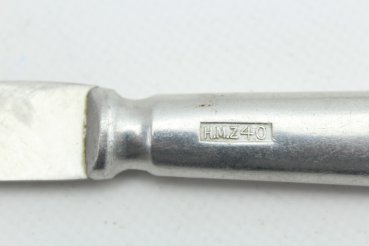 Besteck, Essbesteck, Messer aus einer Kantine der Wehrmacht, Aluminium, gestempelt "H.M.Z.40" mit Hoheitsadler
