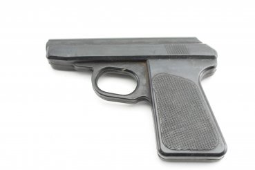 GDR, DDR , NVA rubber practice pistol for exercise disarming a person,