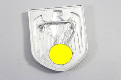 Wehrmacht Army Afrikakorps shield for the tropical helmet Hersteller JR&S