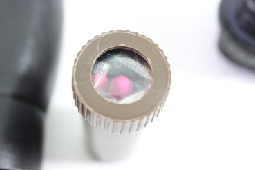 DDR NVA Kampfmesser KM 87 Überlebensmesser der Nationalen Volksarmee, komplett mit Überlebenskapsel