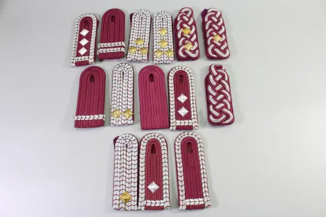 Konvolut Schulterklappen der NVA / DDR