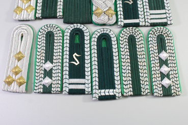 Konvolut Schulterklappen der NVA / DDR