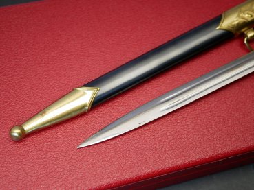 NVA general's dagger of the border troops with hanger + hanger in a case