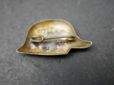 Badge - The Steel Helmet