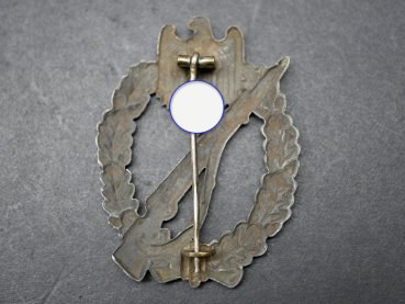 ISA Infantry Assault Badge without manufacturer, hollow stamped - zinc
