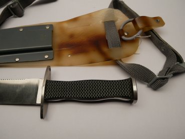 NVA Kampftaucher-Messer "Poseidon" mit Sägerücken und Scheide