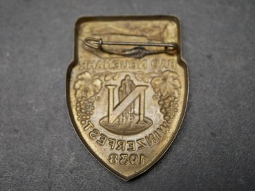 Badge - Bad Neuenahr wine festival 1938