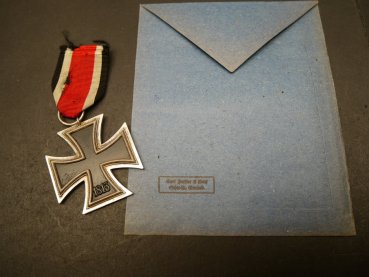 Kriegsmarine estate documents and medals command destroyer "Bruno Heinemann" - EK2 in bag + blockade runner with miniature