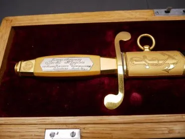 Russian Navy gift dagger from a Rear Admiral of the Black Sea Fleet in a case