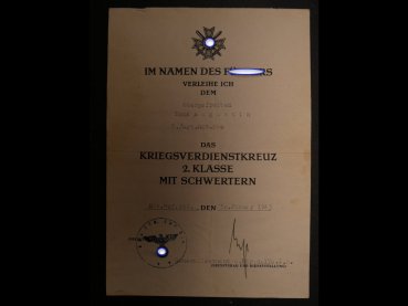 Fünfer Urkundengruppe einer Person im 8./A.R. 240 - Ostmedaille + Krimschild + EK2 + Sturmabzeichen + KVK 2. Klasse